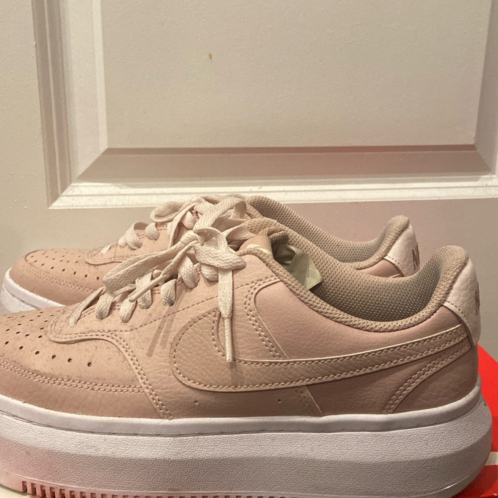Nike | Pink | Shoes
